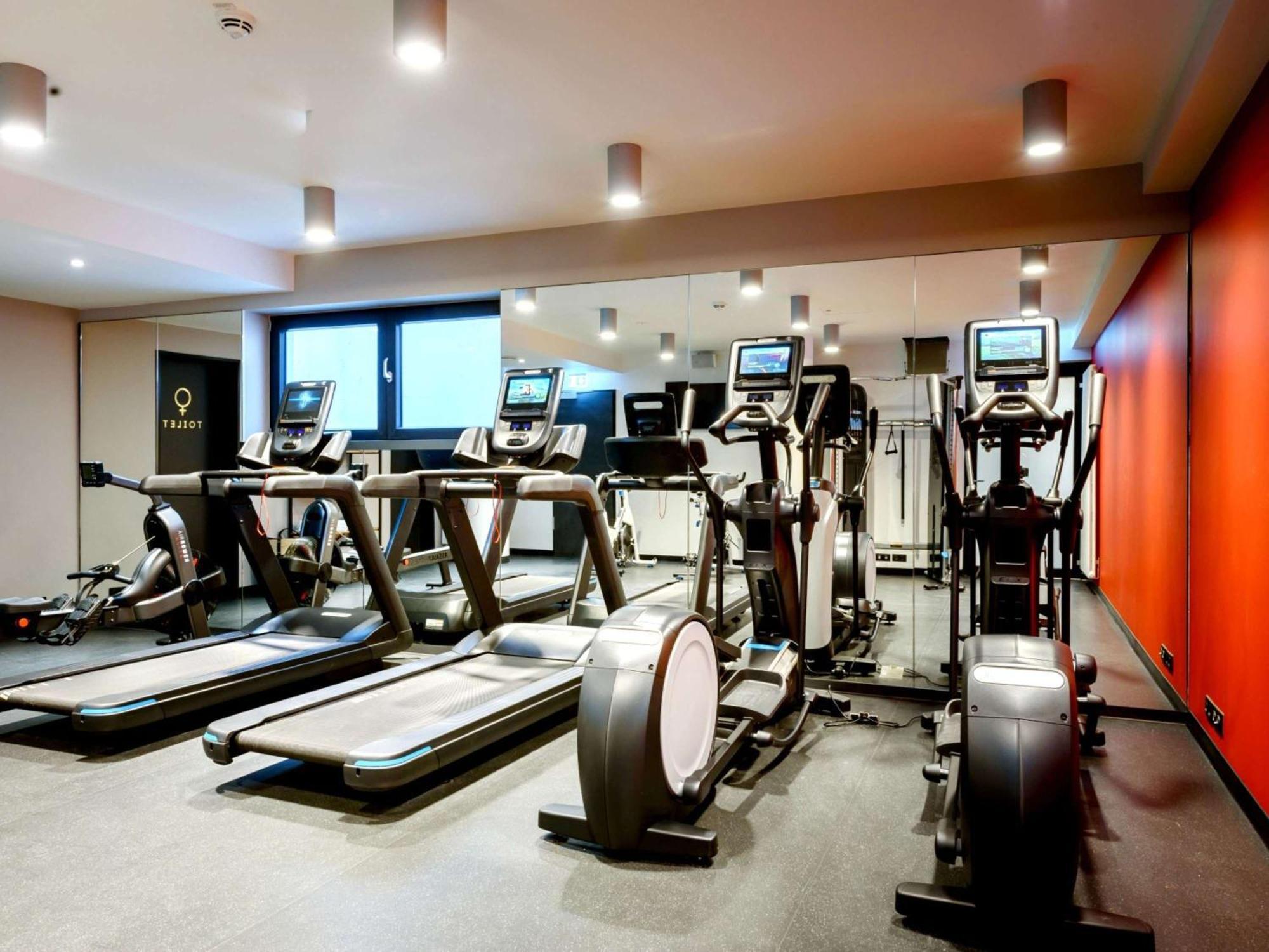 Novotel Regensburg Zentrum Kültér fotó