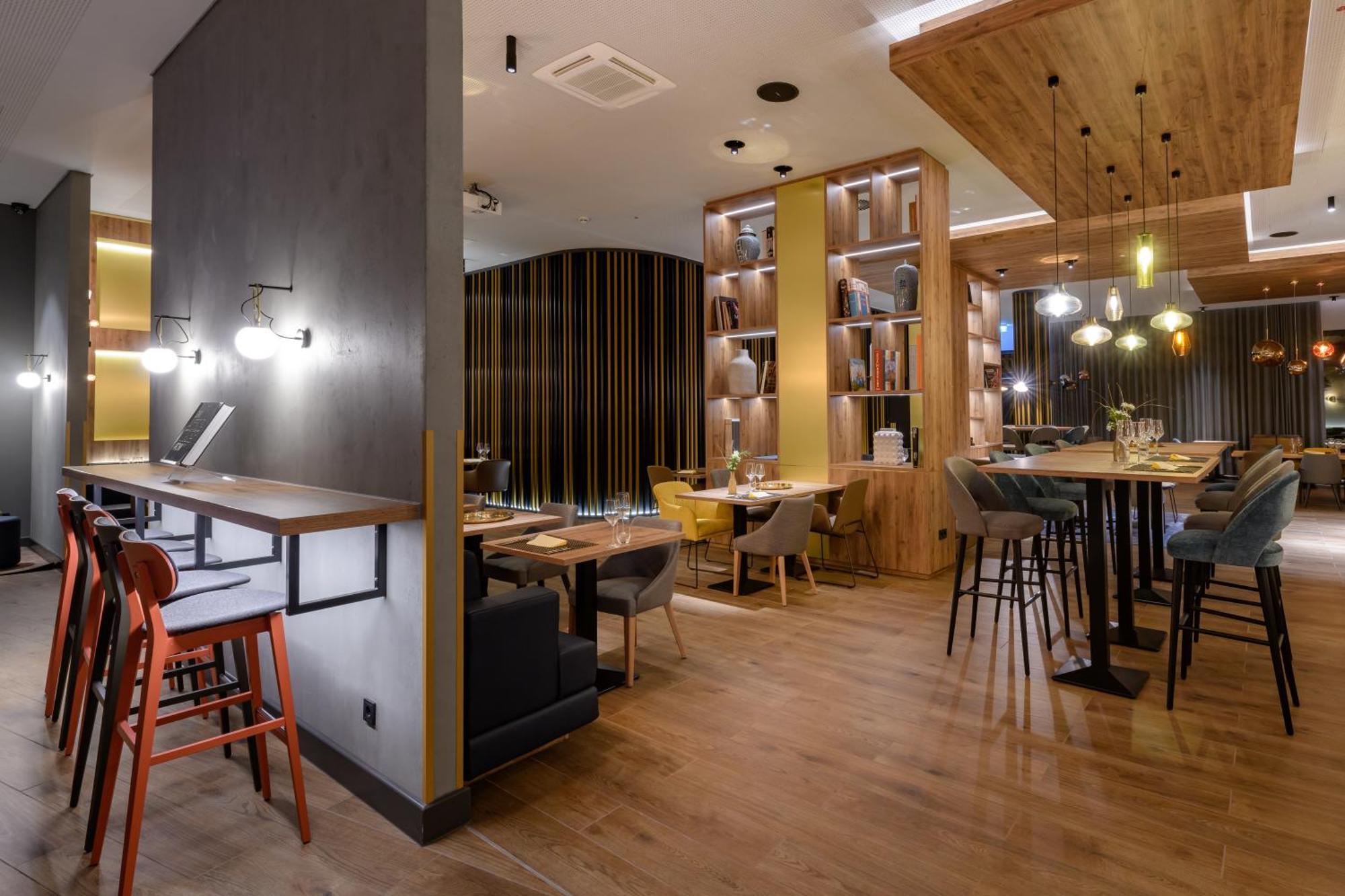 Novotel Regensburg Zentrum Kültér fotó